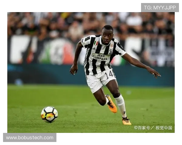 克罗斯：从中场指挥官到足球战术革新者的传奇之路