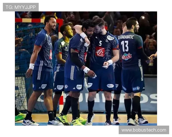 兰斯与布雷斯特对决分析球队状态与战术布局探讨